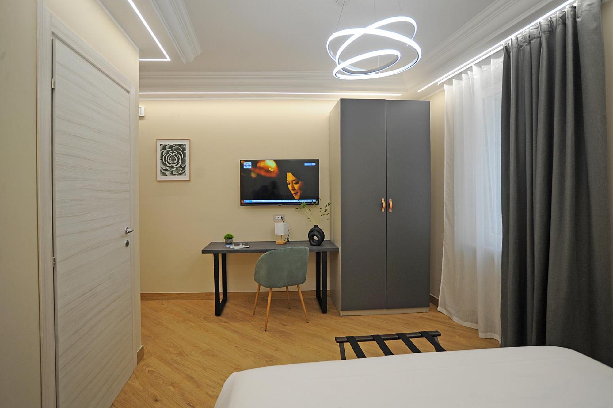 Mom Apartment Rooms&Suites Tivoli Kültér fotó