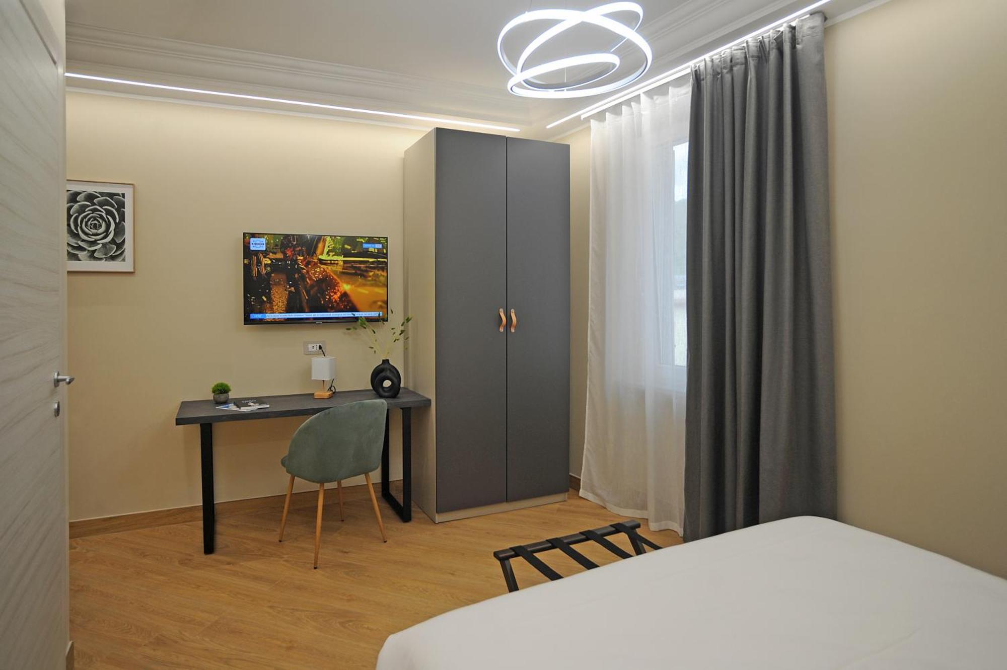 Mom Apartment Rooms&Suites Tivoli Kültér fotó