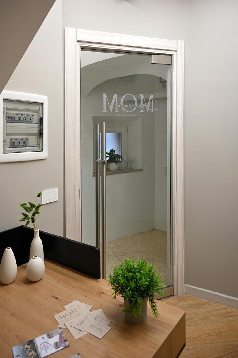 Mom Apartment Rooms&Suites Tivoli Kültér fotó